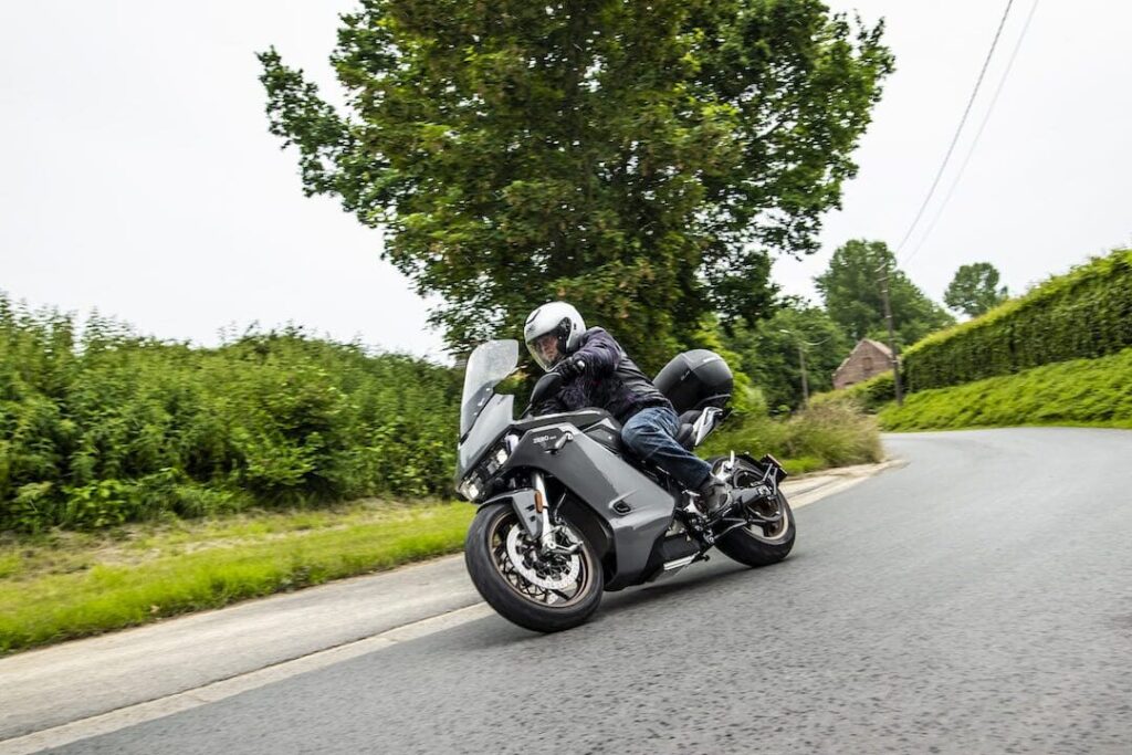 Lezerstest Zero Motorcycles