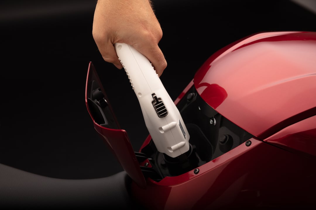 Zero SR/F gratis Rapid Charger